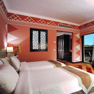 Superior Twin Room Pool View